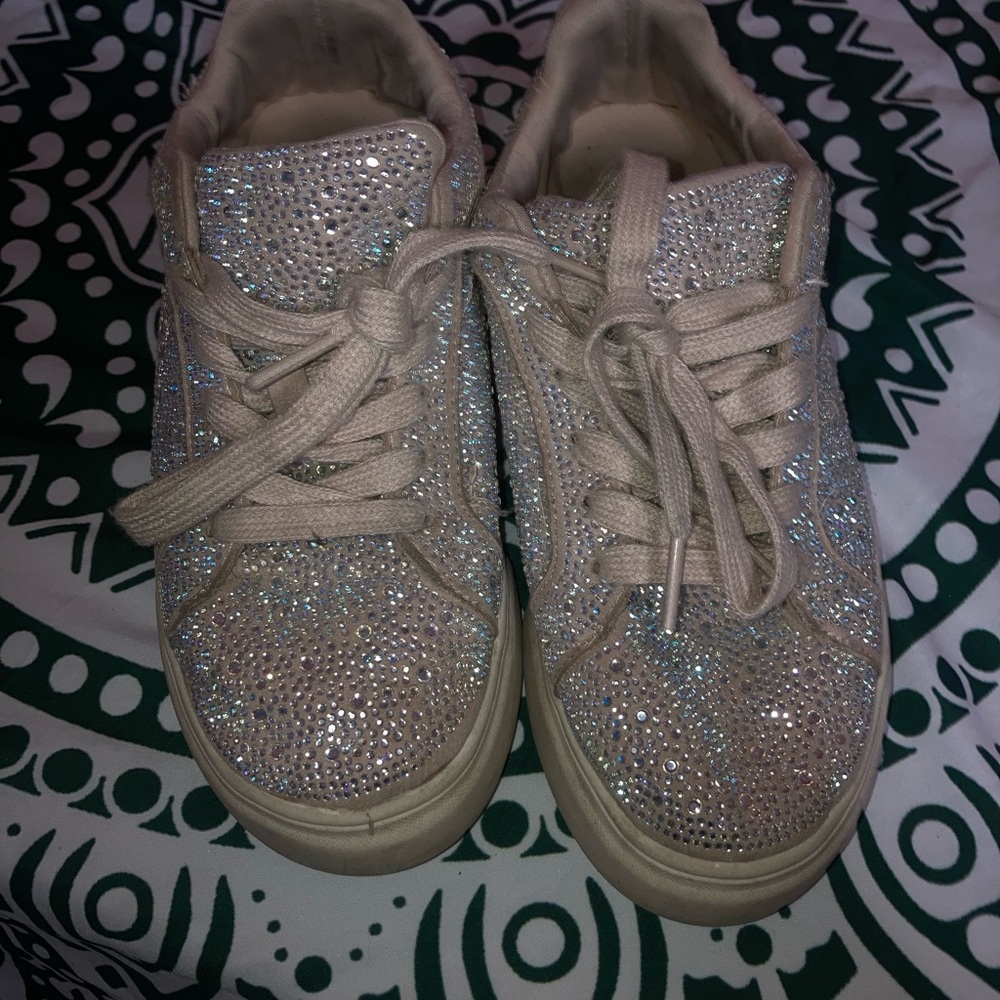 Madden Girl Sparkly Cream Kids Shoes